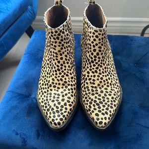 Urge calf hair leopard boots